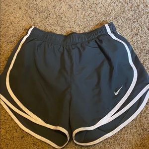 dark grey nike shorts